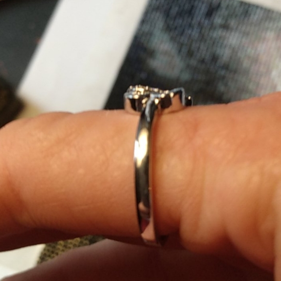 Junxin small infinity heart ring - Picture 4 of 5